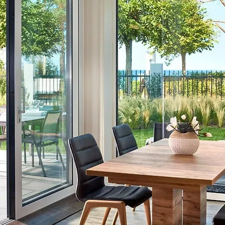 N°2 Comfortable Holiday Binz